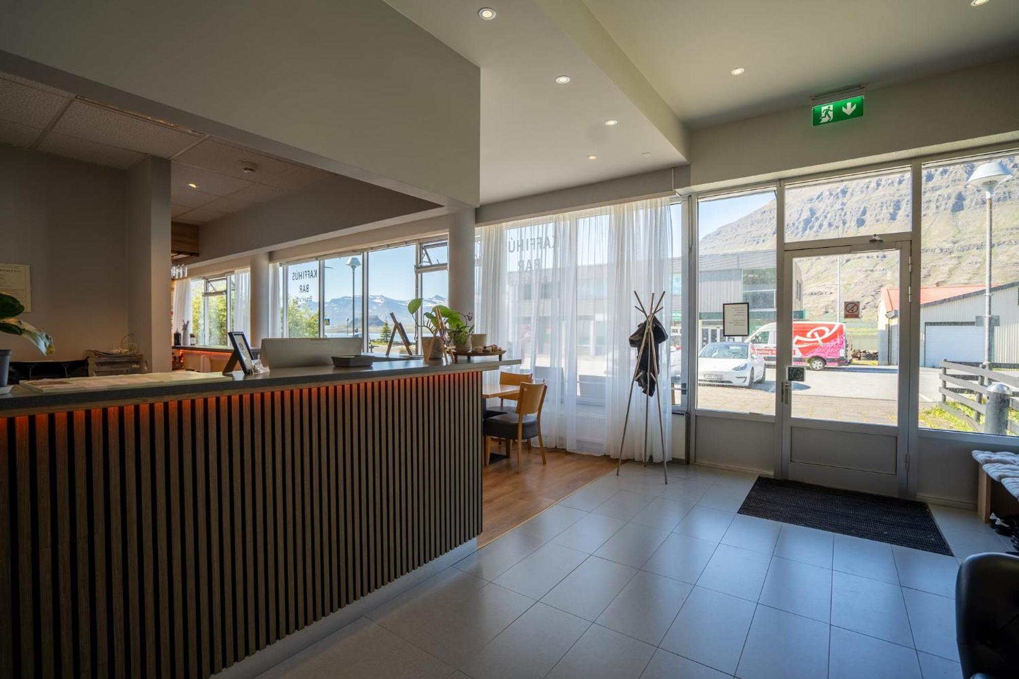 埃斯基菲厄泽酒店 Eskifjörður 外观 照片