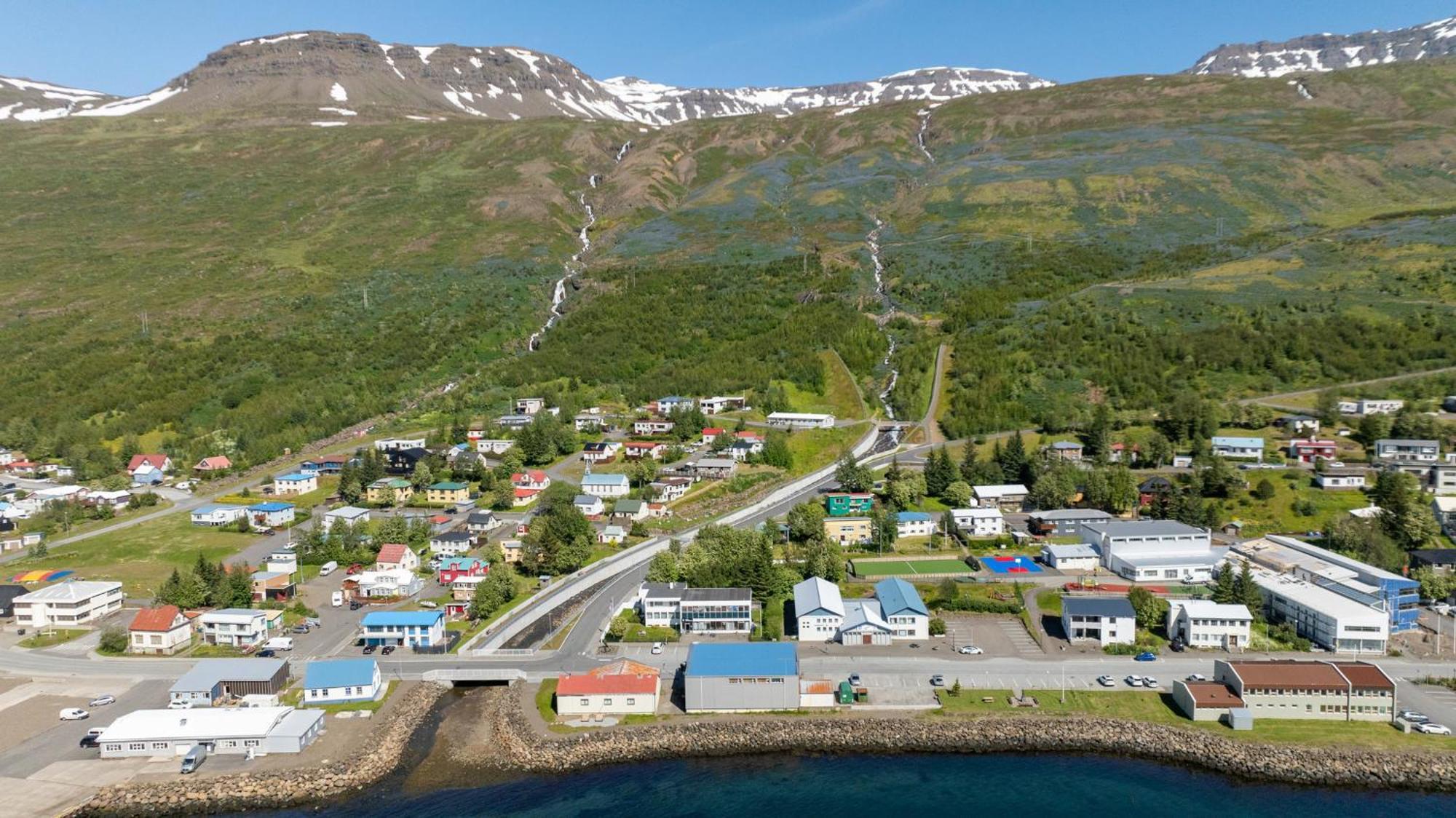 埃斯基菲厄泽酒店 Eskifjörður 外观 照片