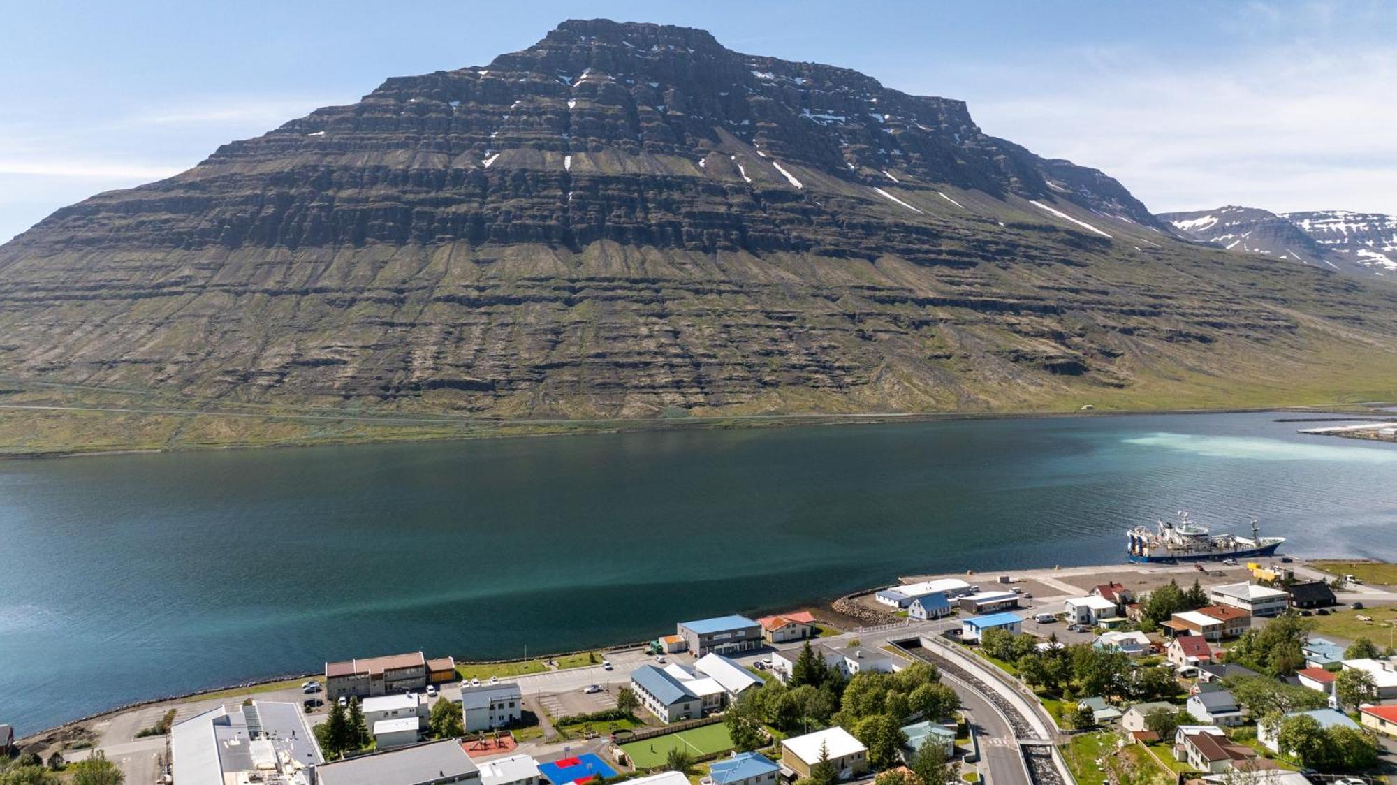 埃斯基菲厄泽酒店 Eskifjörður 外观 照片