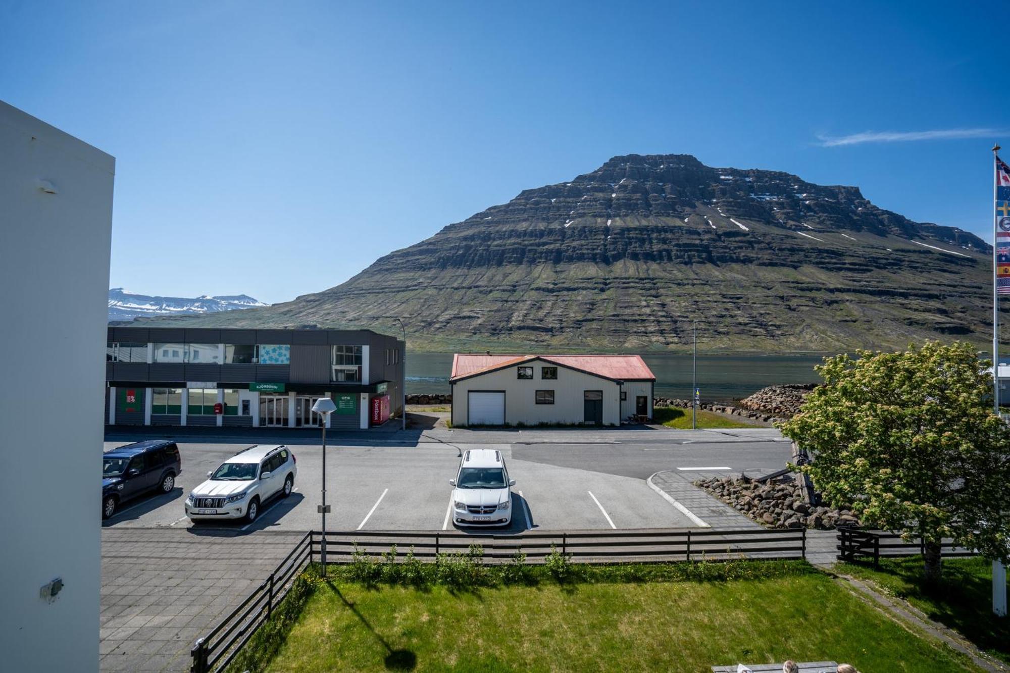 埃斯基菲厄泽酒店 Eskifjörður 外观 照片